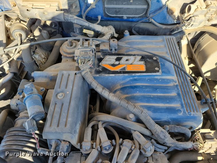 image for item NB9856 1998 Ford Ranger XLT SuperCab pickup truck