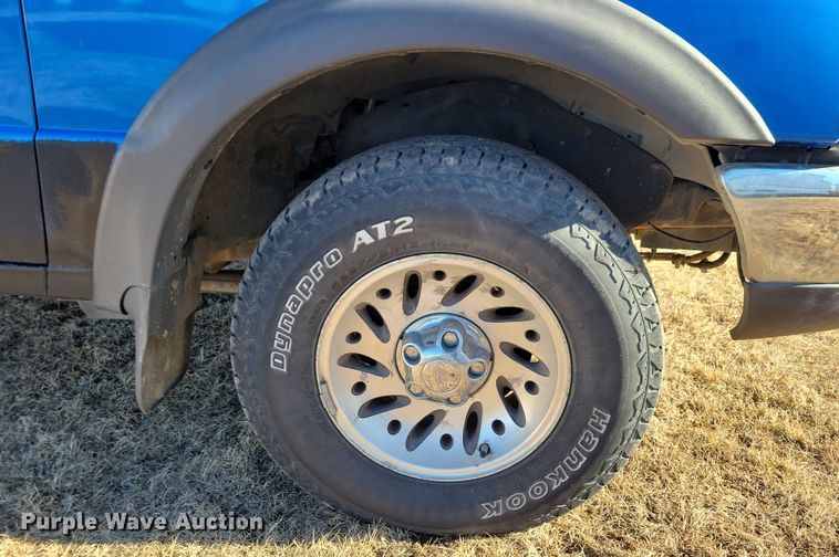 image for item NB9856 1998 Ford Ranger XLT SuperCab pickup truck