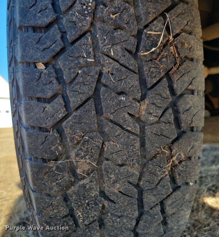 image for item NB9856 1998 Ford Ranger XLT SuperCab pickup truck