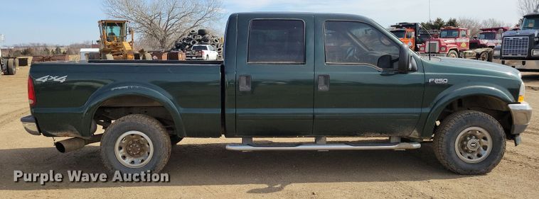 image for item NB9874 2002 Ford F250 Super Duty Crew Cab pickup truck