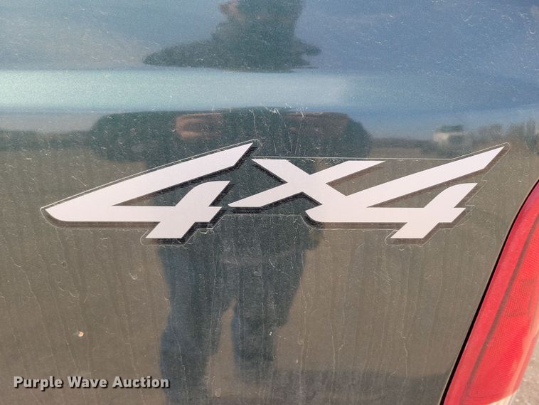 image for item NB9874 2002 Ford F250 Super Duty Crew Cab pickup truck