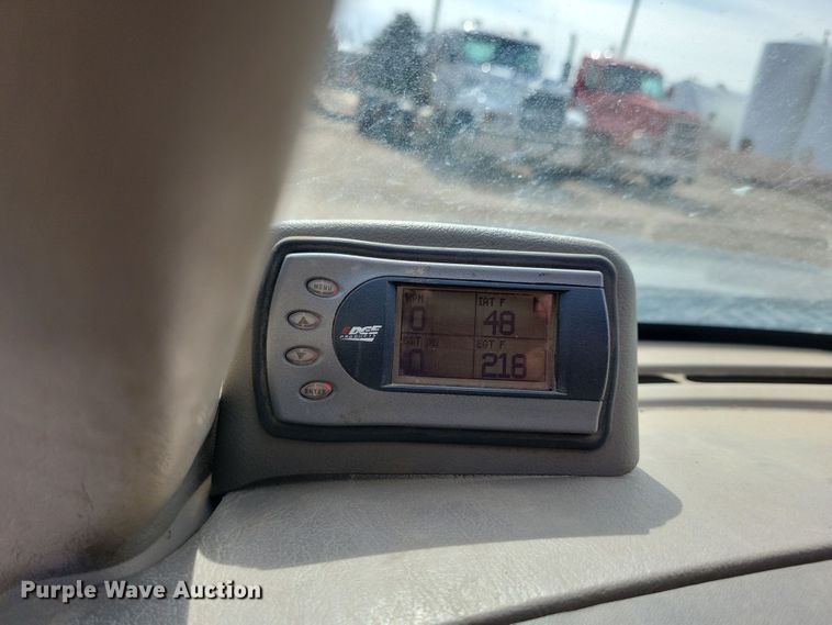 image for item NB9874 2002 Ford F250 Super Duty Crew Cab pickup truck