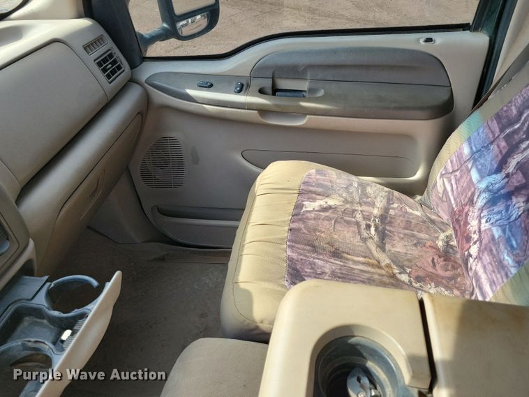 image for item NB9874 2002 Ford F250 Super Duty Crew Cab pickup truck