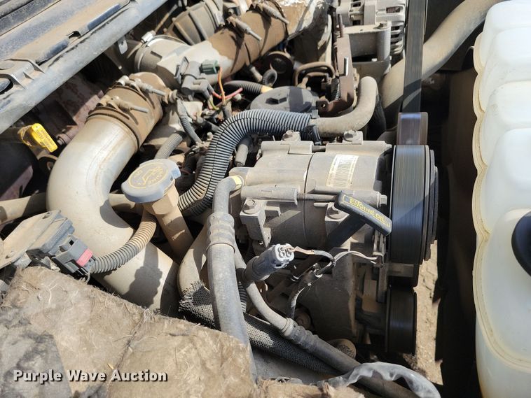 image for item NB9874 2002 Ford F250 Super Duty Crew Cab pickup truck