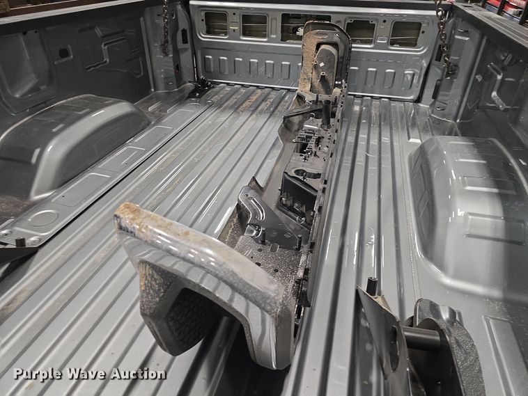 image for item NI9505 Pickup truck bed