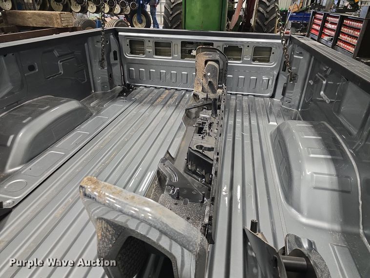 image for item NI9505 Pickup truck bed