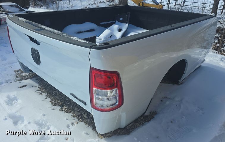 image for item NI9507 Pickup truck bed