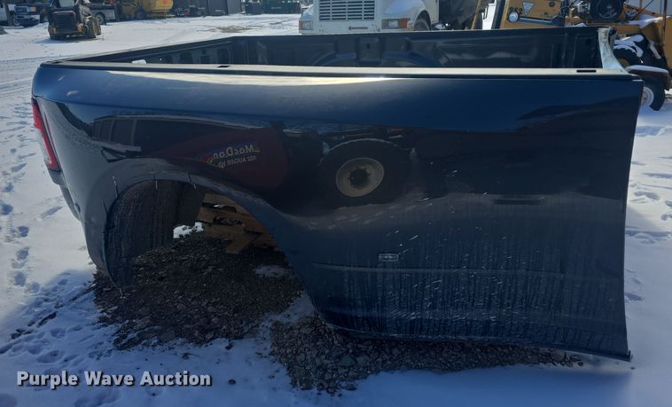 image for item NI9508 Pickup truck bed