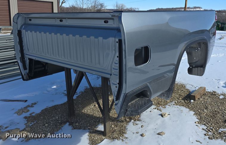 image for item NI9510 Pickup truck bed