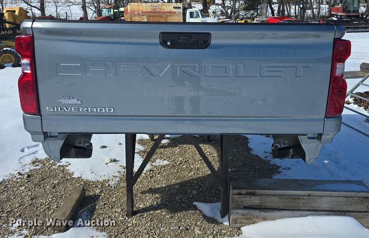 image for item NI9510 Pickup truck bed