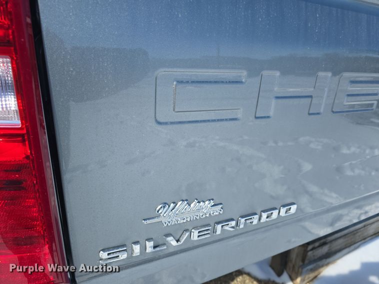 image for item NI9510 Pickup truck bed