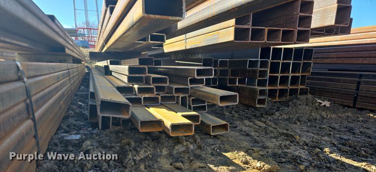 image for item NI9539 (61) pieces of steel