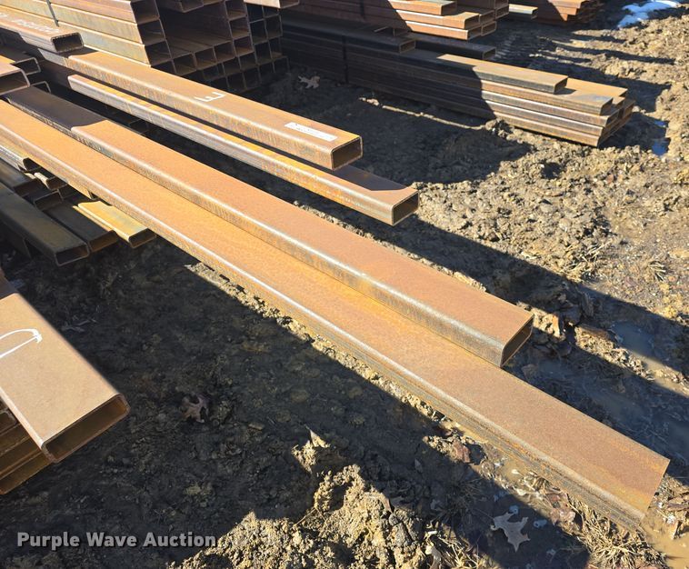 image for item NI9539 (61) pieces of steel