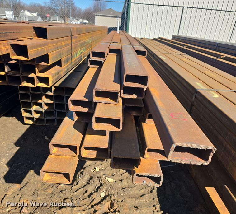 image for item NI9539 (61) pieces of steel