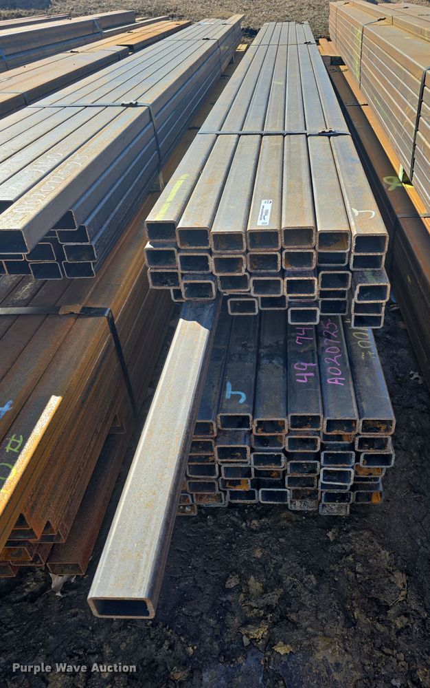 image for item NI9544 (84) pieces of steel