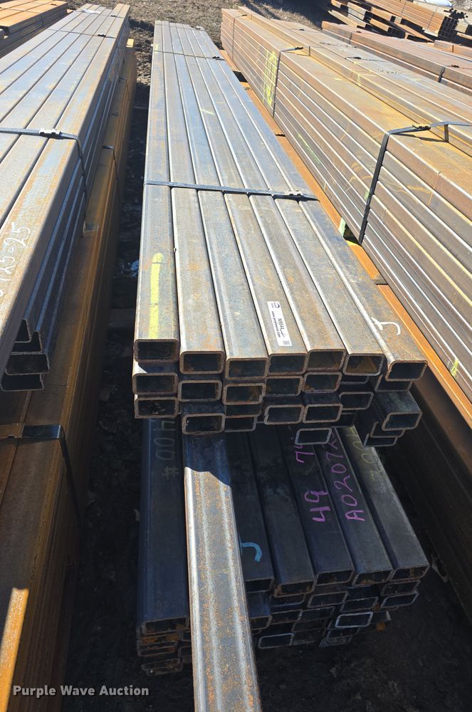 image for item NI9544 (84) pieces of steel