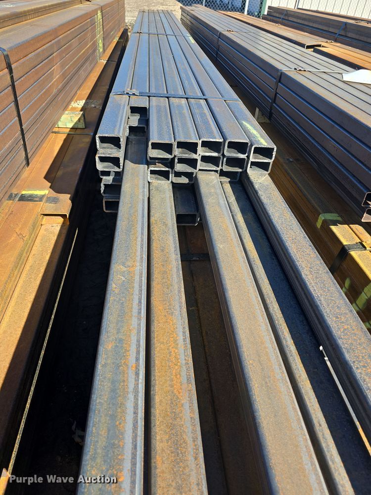 image for item NI9544 (84) pieces of steel