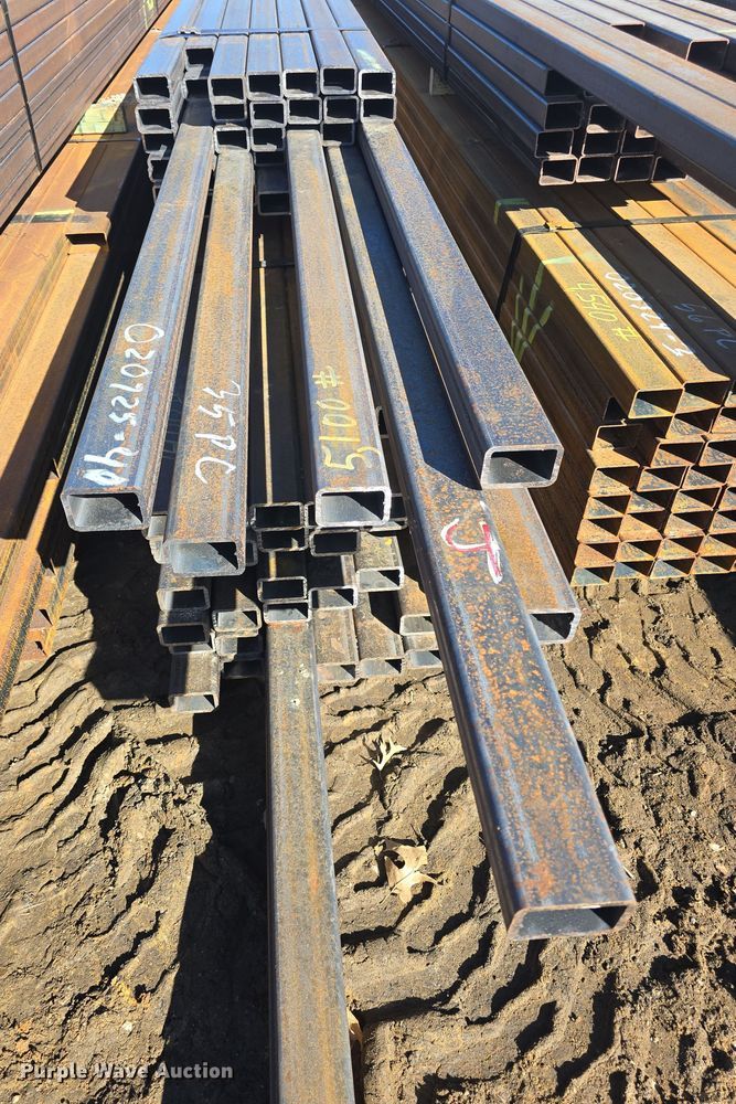 image for item NI9544 (84) pieces of steel