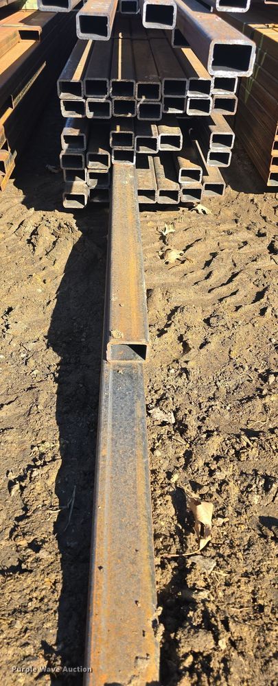 image for item NI9544 (84) pieces of steel