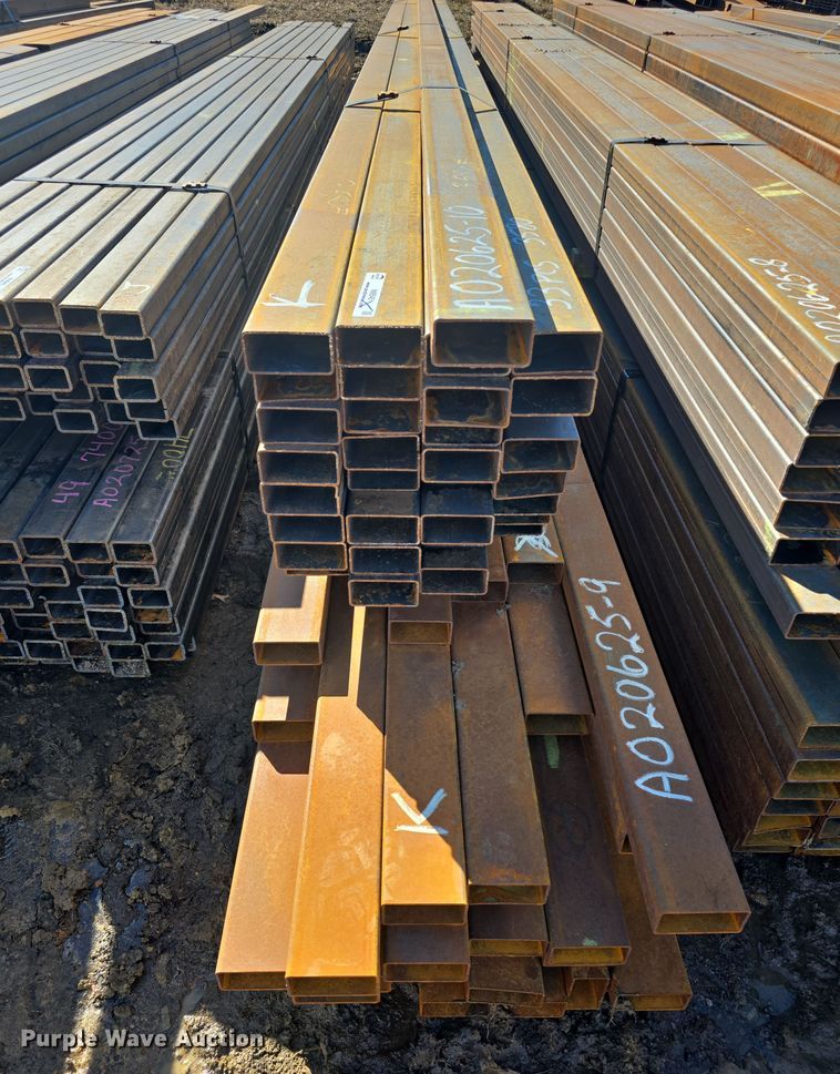 image for item NI9545 (75) pieces of metal