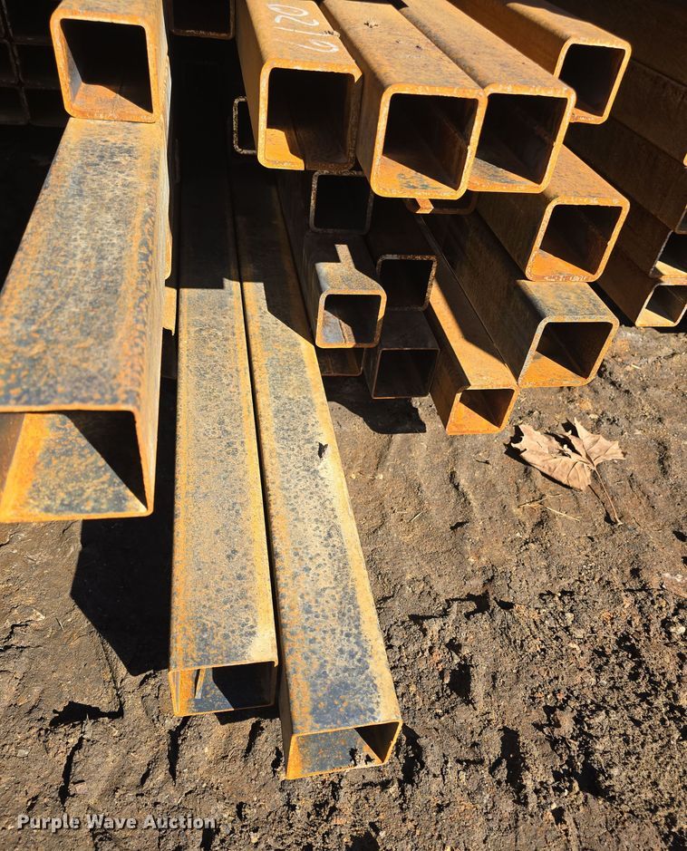 image for item NI9548 (59) pieces of steel