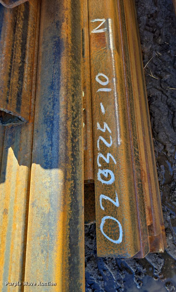 image for item NI9548 (59) pieces of steel