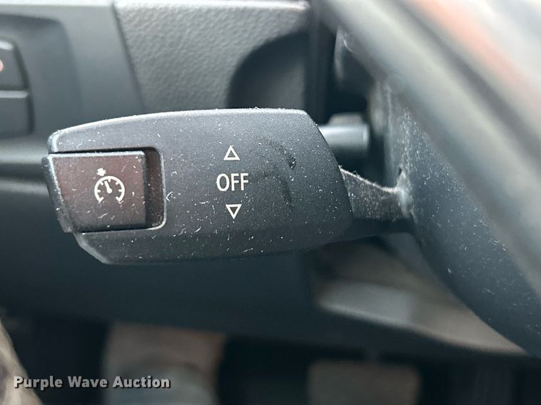 image for item NJ9678 2008 BMW 328i convertible