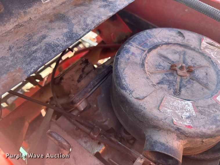 image for item NN9584 Deines 1800 ZTR lawn mower