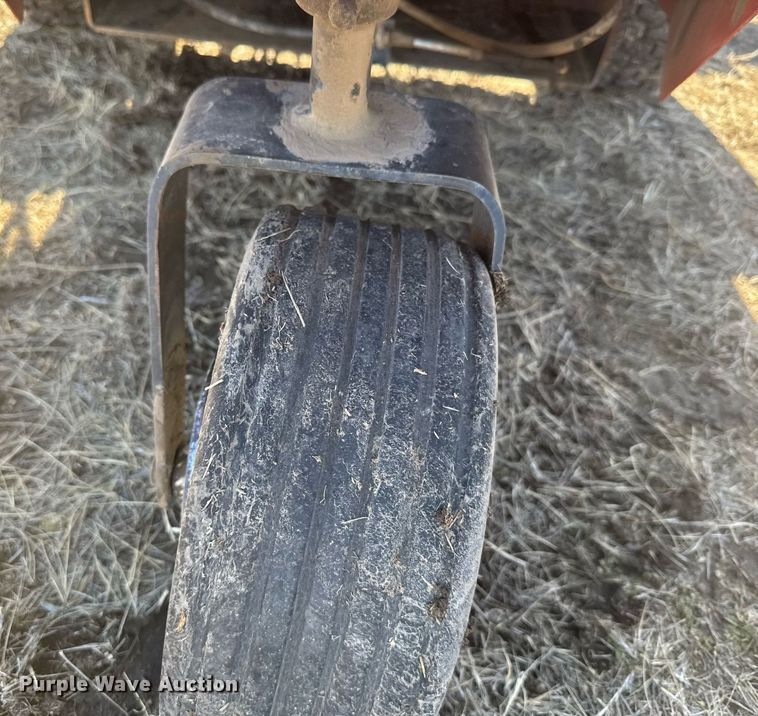 image for item NN9584 Deines 1800 ZTR lawn mower