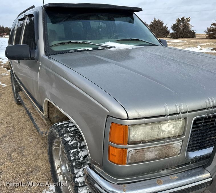 image for item NN9585 1999 GMC Yukon SUV