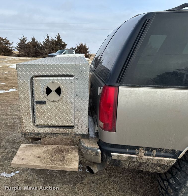 image for item NN9585 1999 GMC Yukon SUV