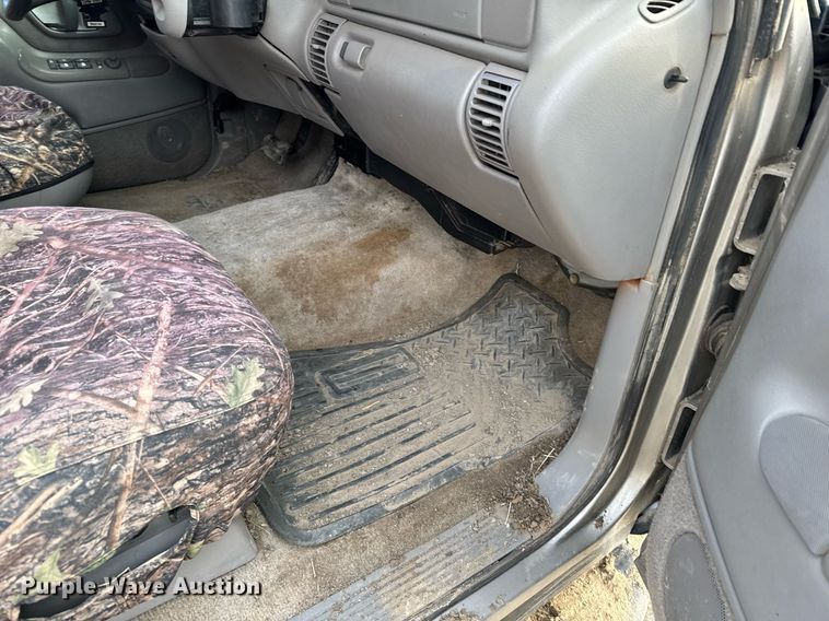 image for item NN9585 1999 GMC Yukon SUV