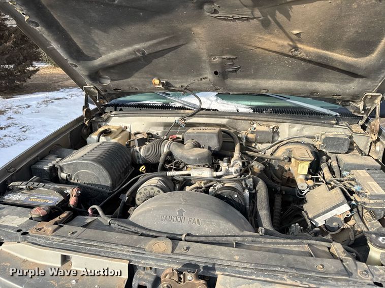 image for item NN9585 1999 GMC Yukon SUV