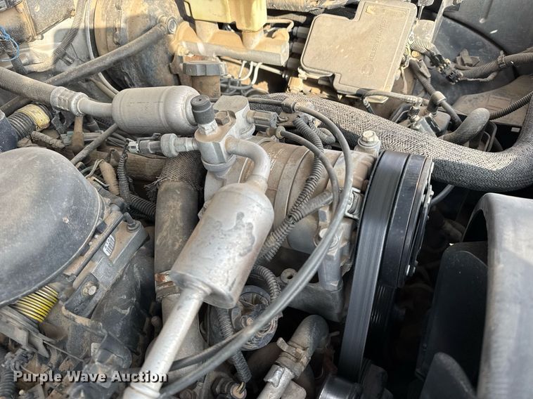 image for item NN9585 1999 GMC Yukon SUV