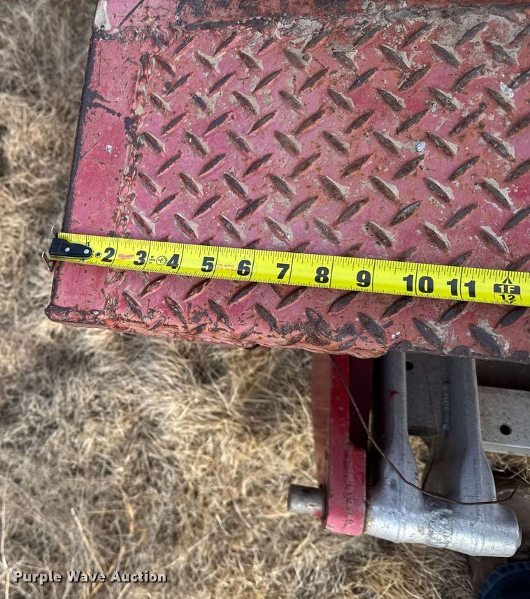 image for item NN9586 Flatbed