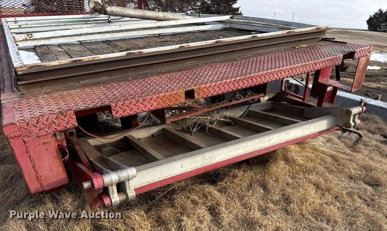 image for item NN9586 Flatbed