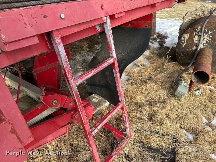 image for item NN9586 Flatbed