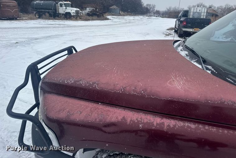 image for item NN9587 2000 Dodge Ram 1500 Club Cab pickup truck