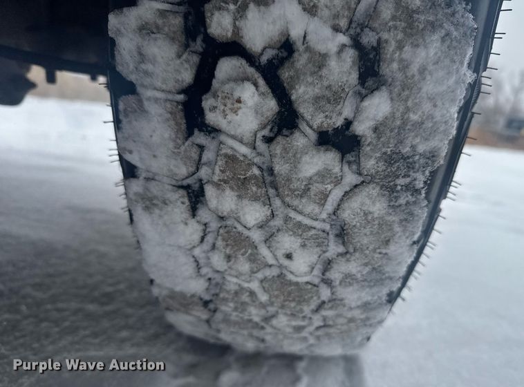 image for item NN9587 2000 Dodge Ram 1500 Club Cab pickup truck