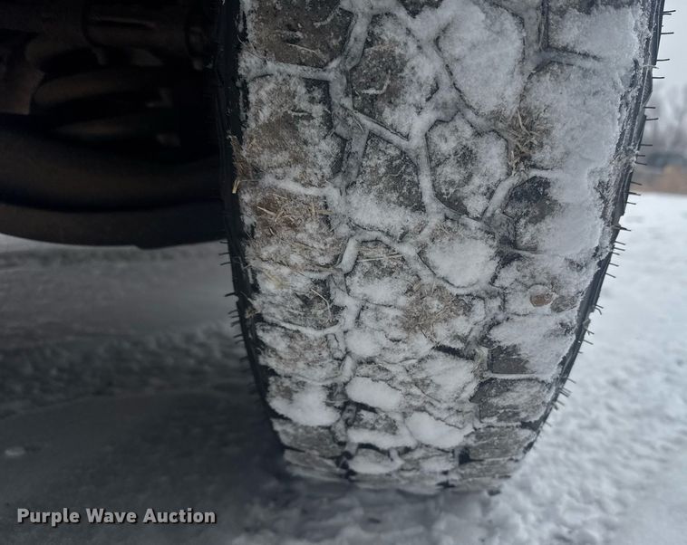 image for item NN9587 2000 Dodge Ram 1500 Club Cab pickup truck