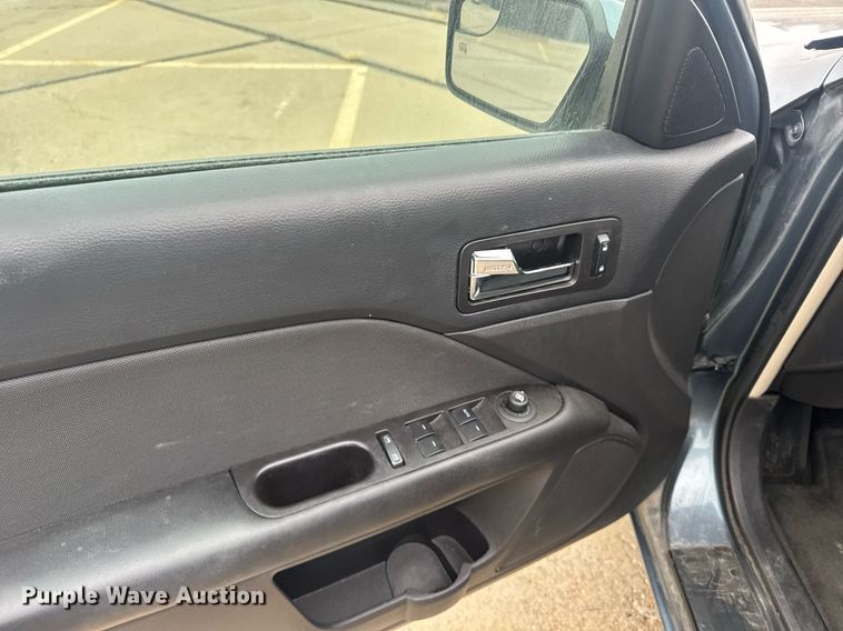 image for item NN9641 2011 Ford Fusion 