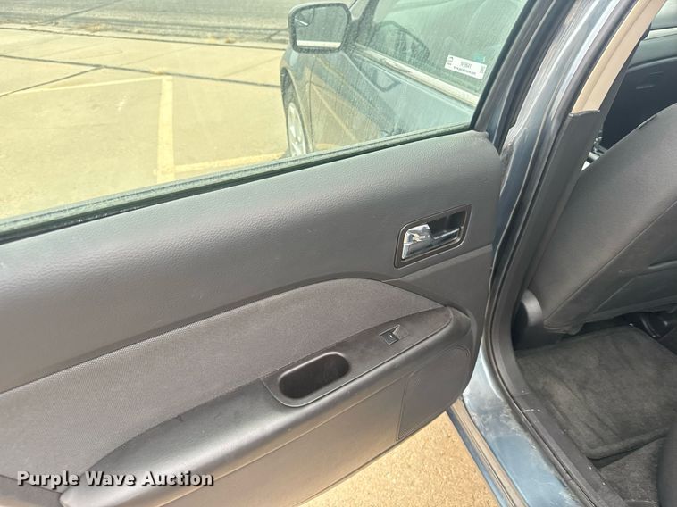 image for item NN9641 2011 Ford Fusion 