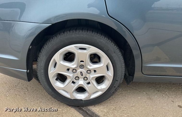 image for item NN9641 2011 Ford Fusion 