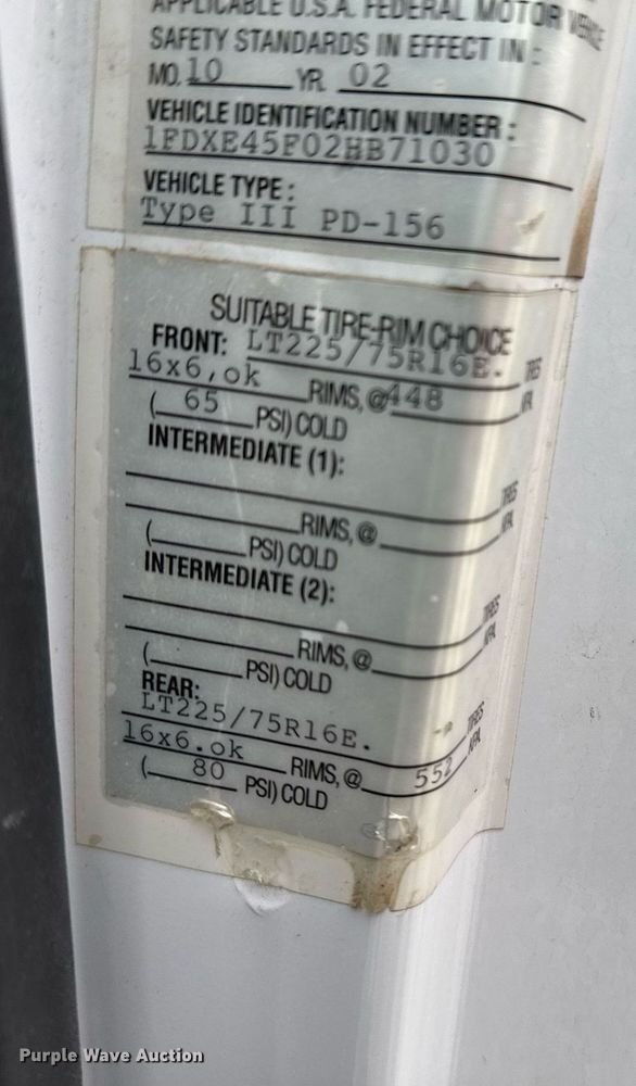 image for item NN9643 2002 Ford E350 ambulance