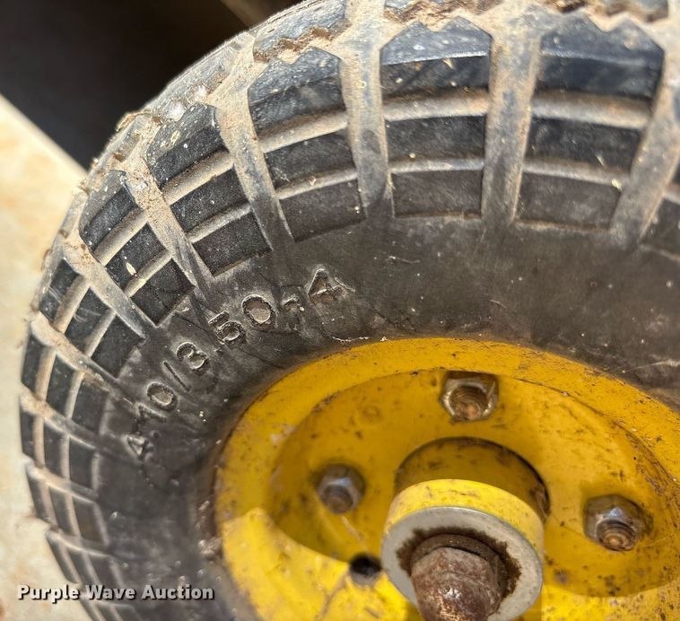 image for item OB9405 John Deere AC190 heater