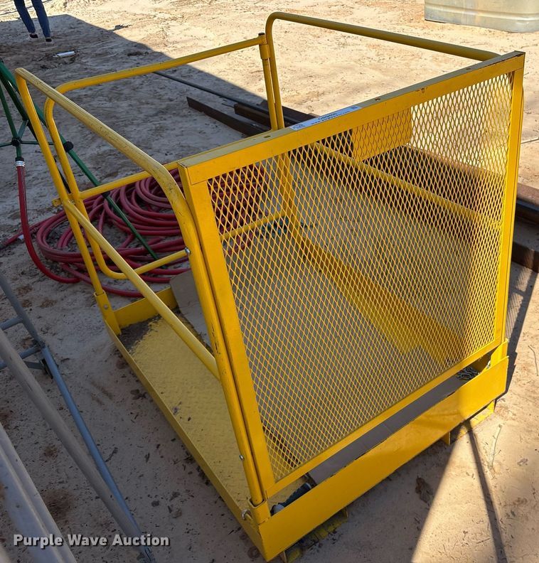 image for item OB9408 Uline H-2771 forklift aerial platform