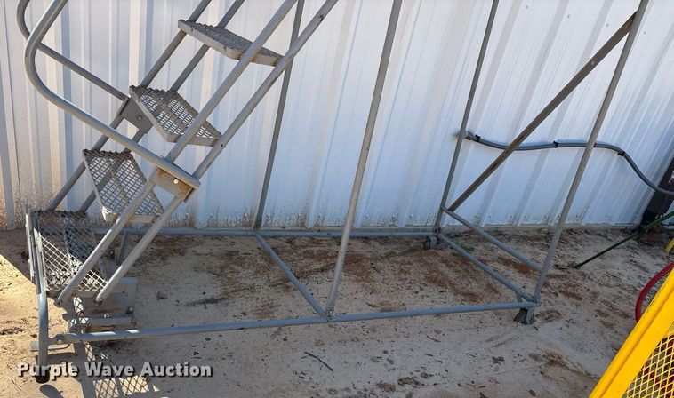 image for item OB9410 Uline rolling stairs