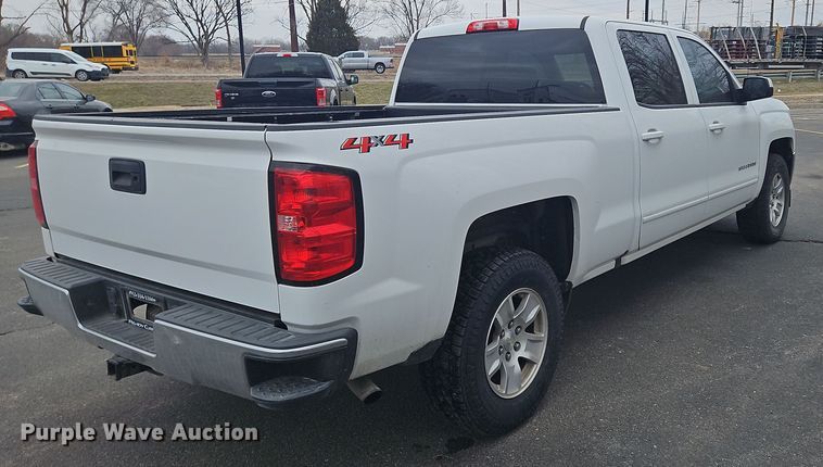 image for item OJ9923 2018 Chevrolet Silverado 1500 Crew Cab pickup truck