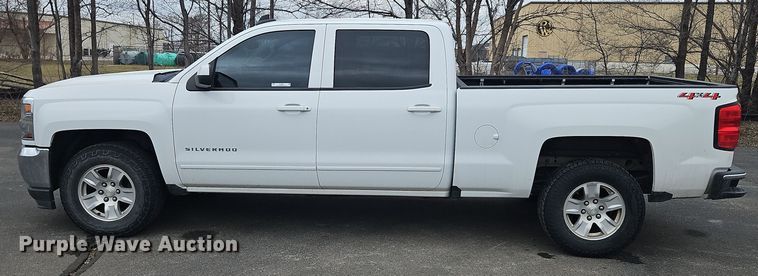 image for item OJ9923 2018 Chevrolet Silverado 1500 Crew Cab pickup truck