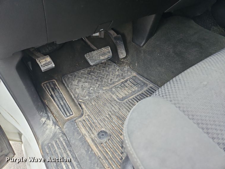 image for item OJ9923 2018 Chevrolet Silverado 1500 Crew Cab pickup truck